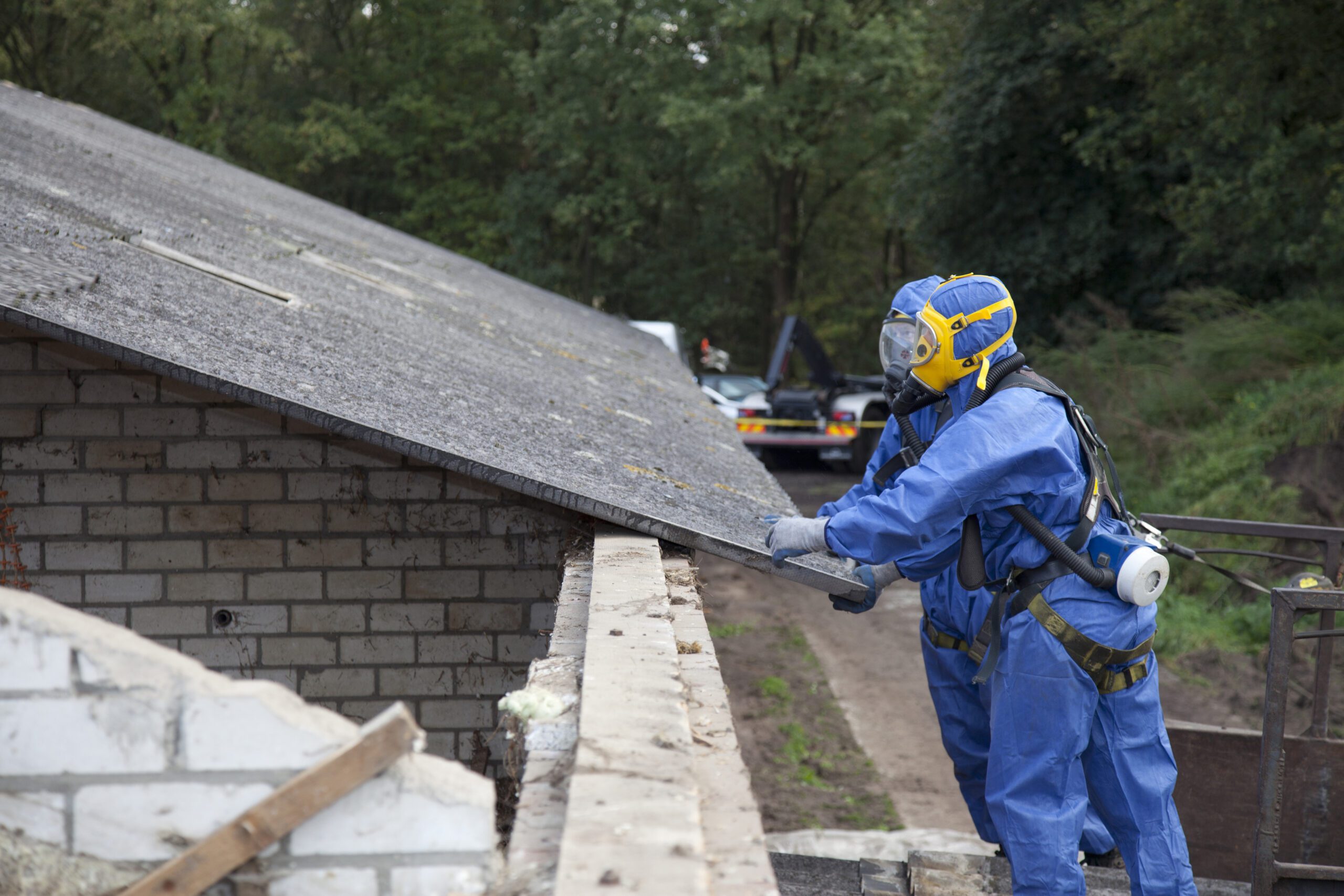 Asbestsanering av tak